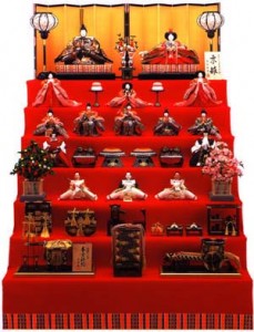 Hinaningyo-Japanese dolls festival